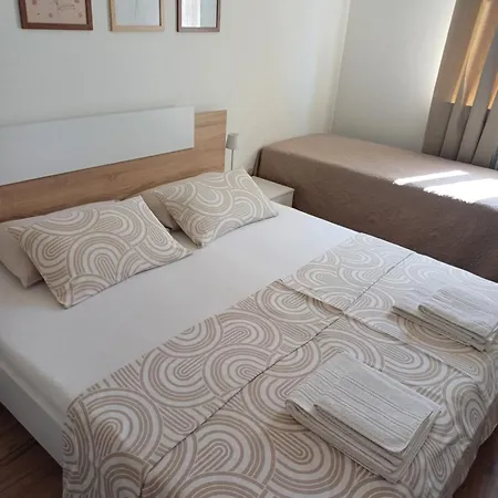 Sweet In * ترييستي