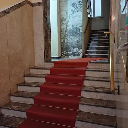 Sweet In * Τεργέστη